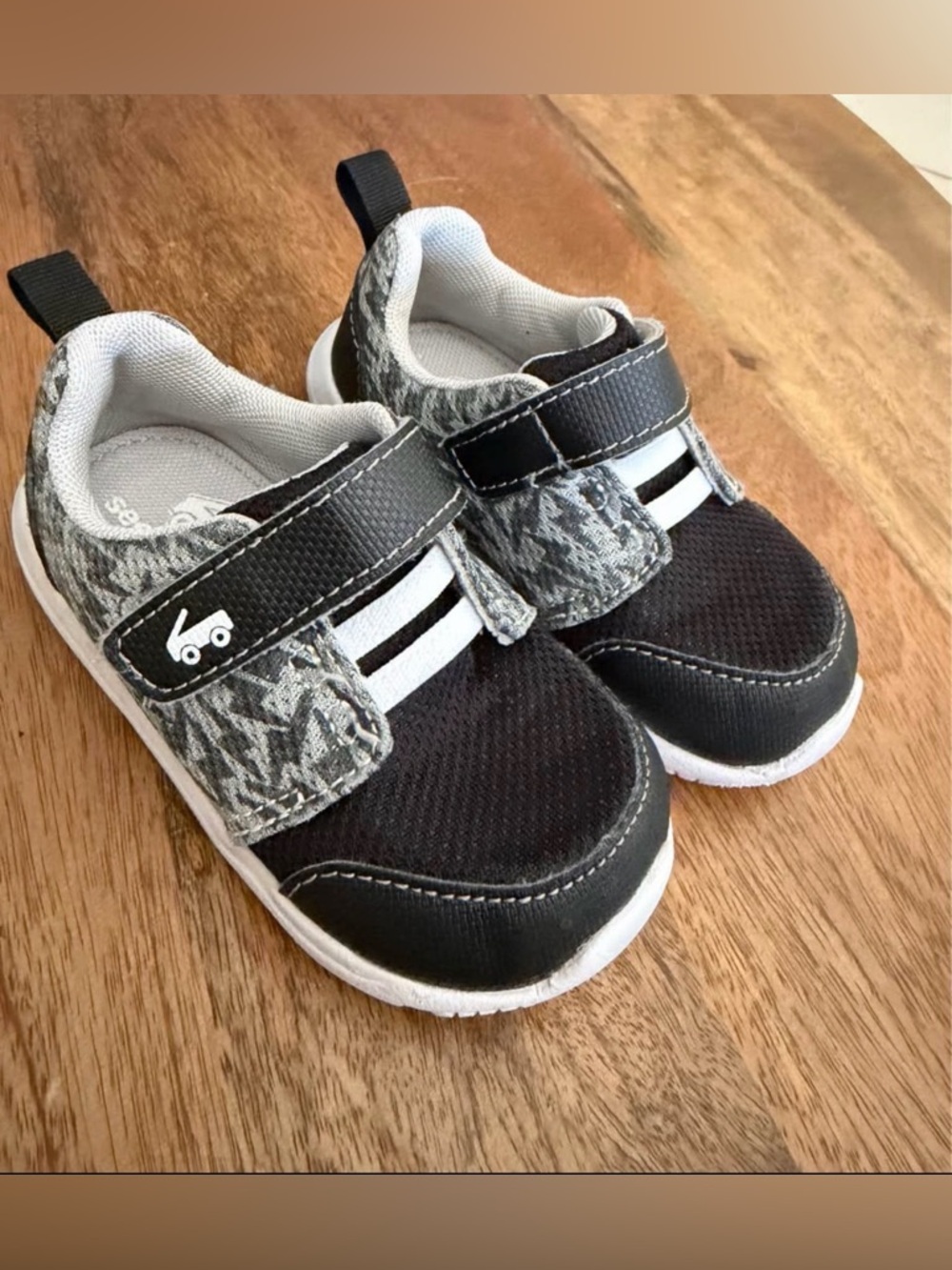See Kai Run Toddler Stryker Sneakers